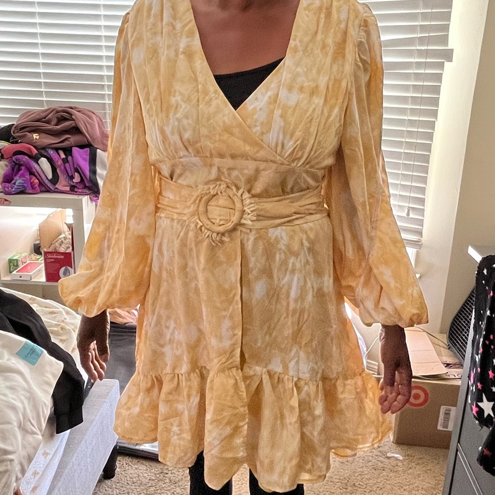 plus yellow tie dye balloon sleeve mini dress size 12 (US)